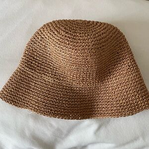 NWT Lululemon Woven Straw Bucket Hat
